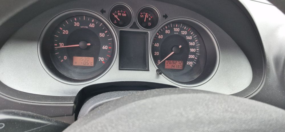 Vând Seat Ibitza 1.2 benzina