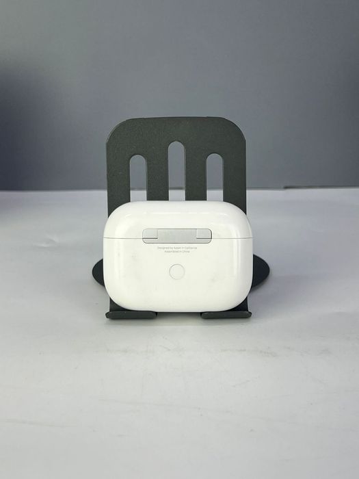Apple AirPods Pro 70057а573