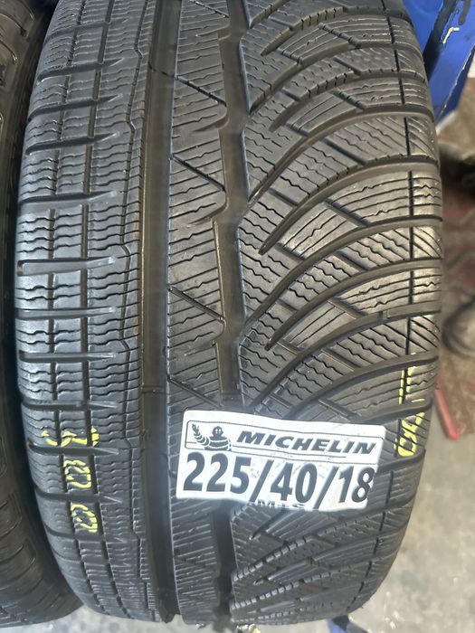 225/40/18 Michelin