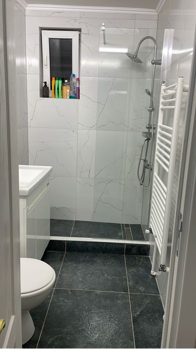 Inchiriez apartament doua camere in zona centrala