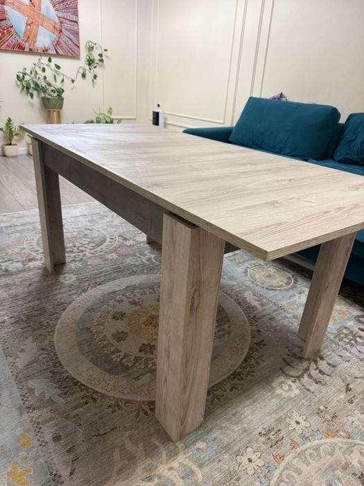 Продам стол в отличном состоянии