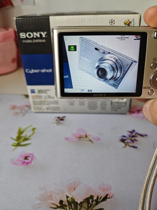 Фотоапарат Sony Cyber shot DSC-W320