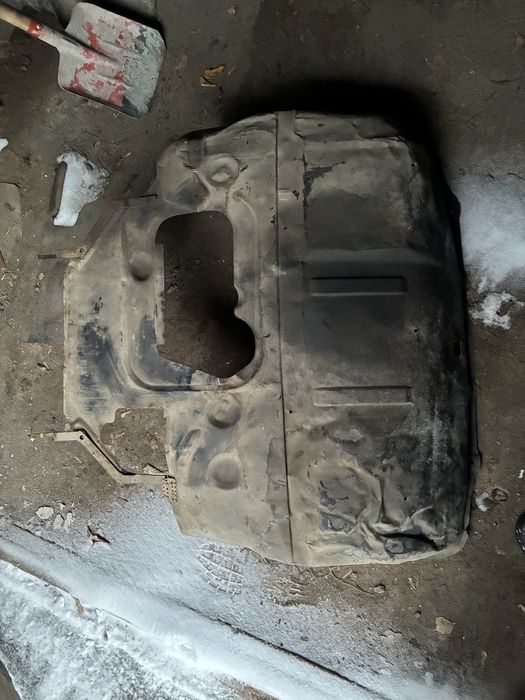 Продам защиту двигателя т4