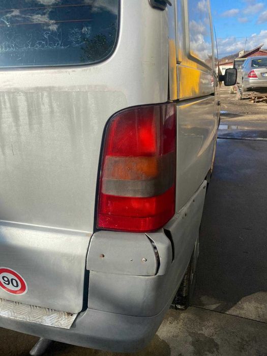 Dezmebrez Mercedes Vito 638 2.2 E3 /bara/far/aripa/capota/oglinda/usa