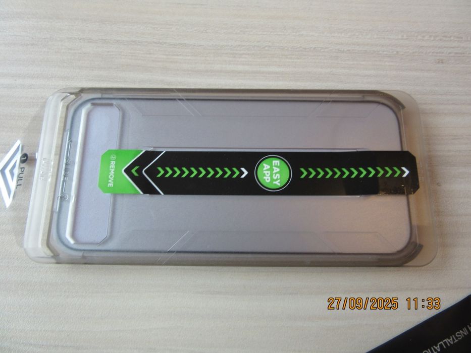 iPhone 17/Pro/Max/Air/ TITAN GLASS Easy App Стъклен протектор за екран