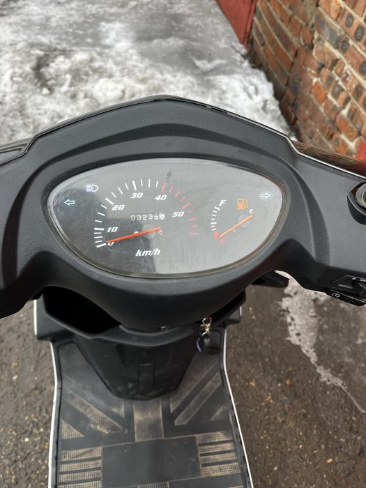 Продам скутер м8
