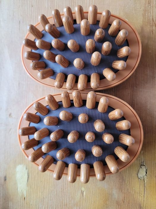 perii masaj din bambus natural