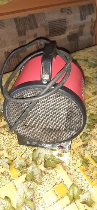 Продаётся рабочий тепловентилятор.