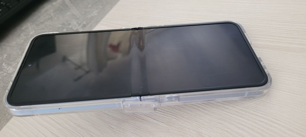 Samsung Z Flip 6