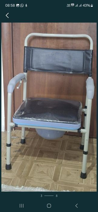 Санитарный.   стул