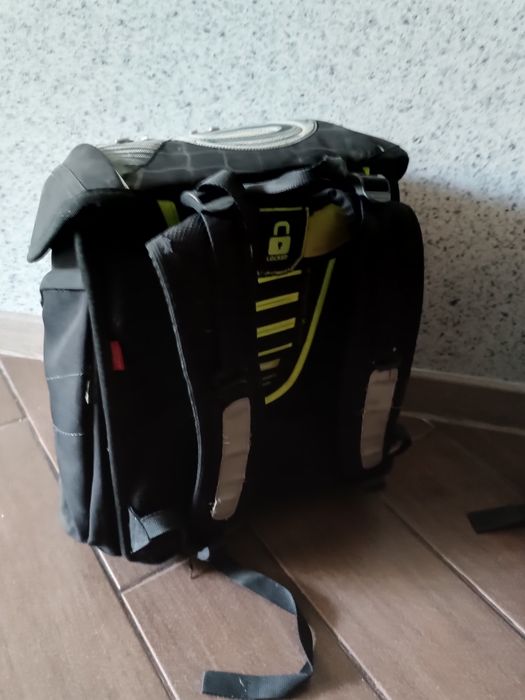 Ранец (1-4 класс) Цена за 2 штуки.