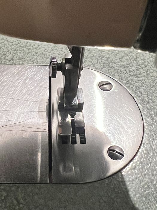 Vand masina de cusut ileana g7