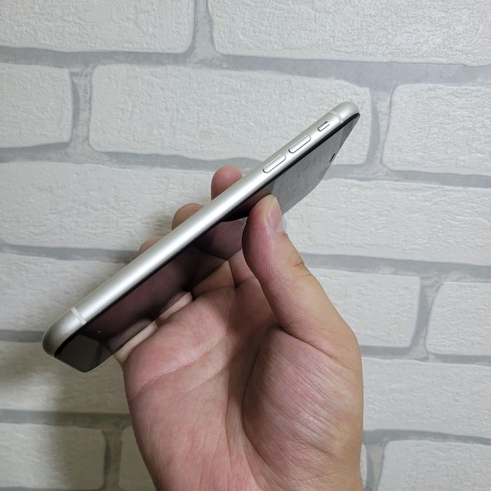 IPhone 11  128 GB