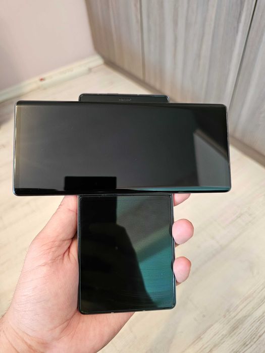 LG Wing 5G за части/ремонт