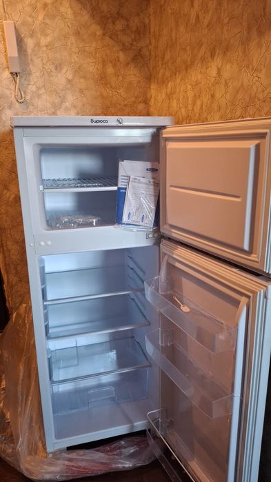 Холодильник Бирюса