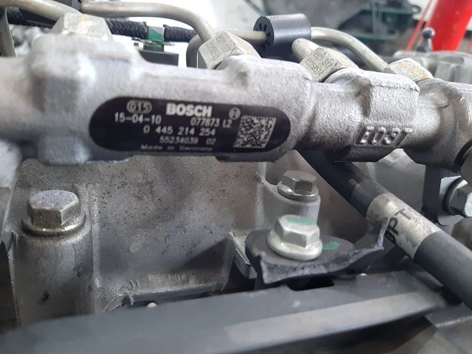rampa injectoare suzuki vitara suzuki sx4 s-cross  fiat 500x 334 jeep renegade 1.6 d  0445214254