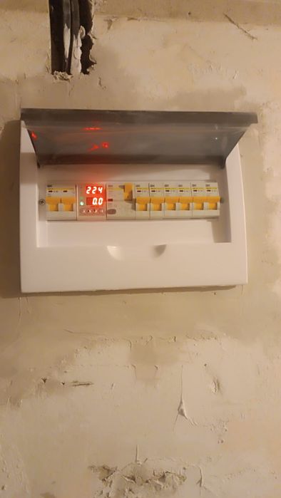 Услуги электрика 24/7