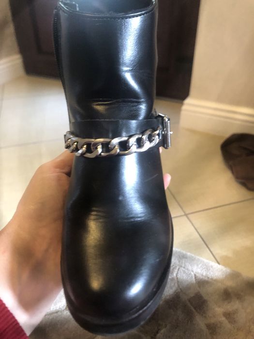 Cizmulite fetite zara