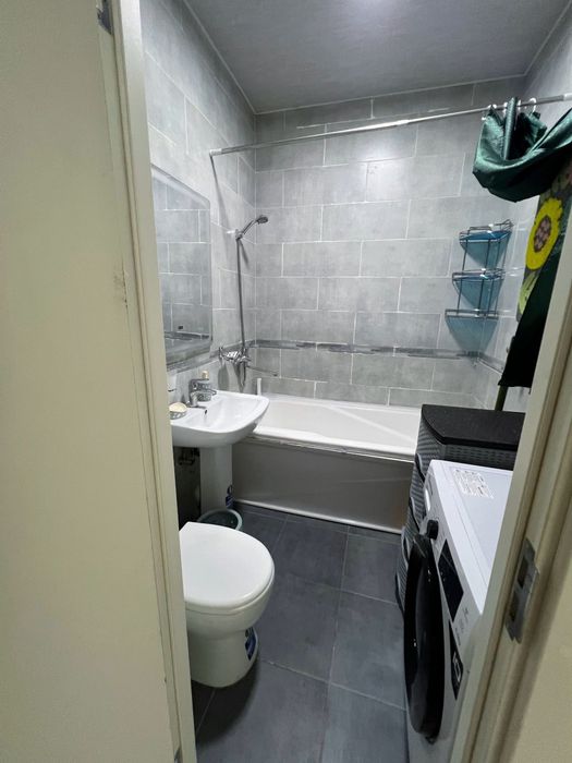 Shayxontohur  Tinchlik metro