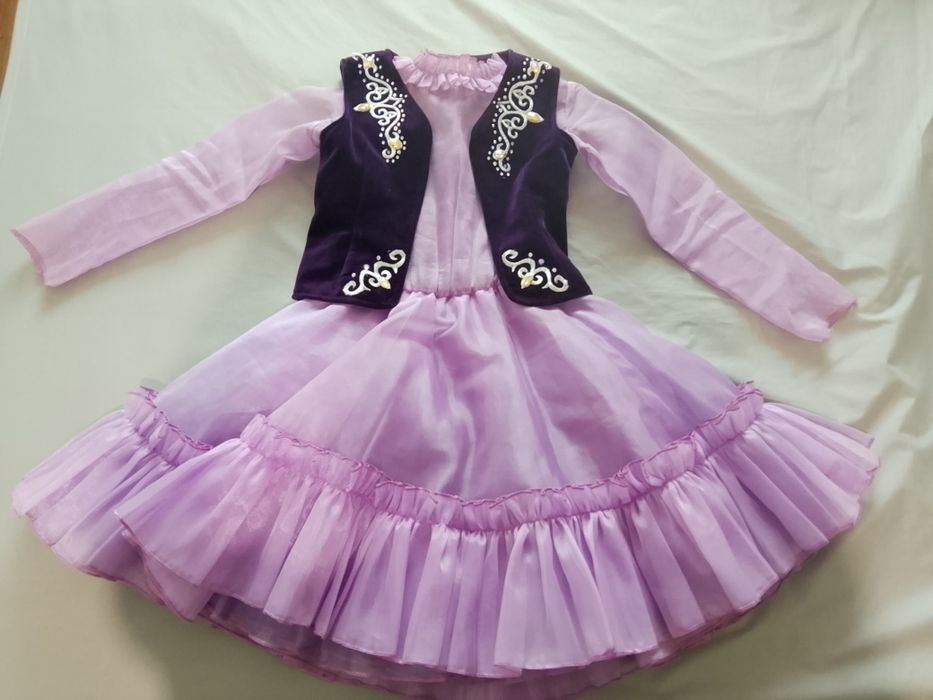 Платье национальное на 7-9 лет