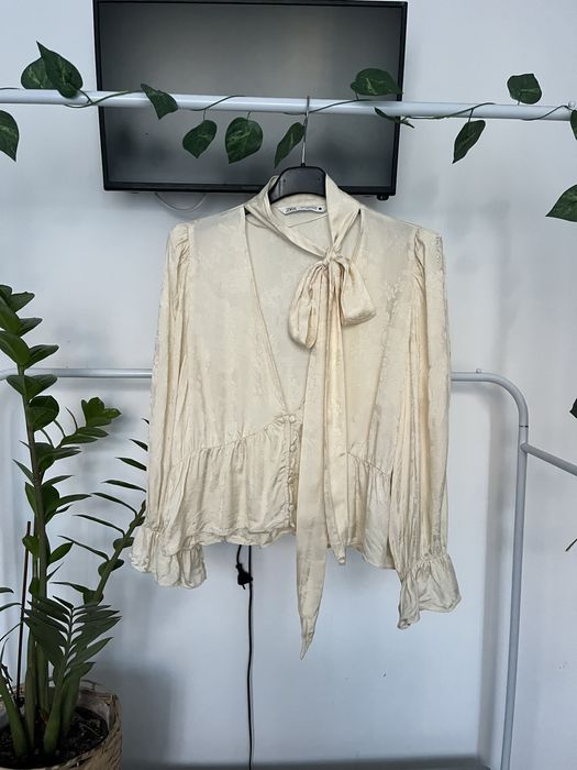 Cămașă Zara mărimea M nouă fără etichetă