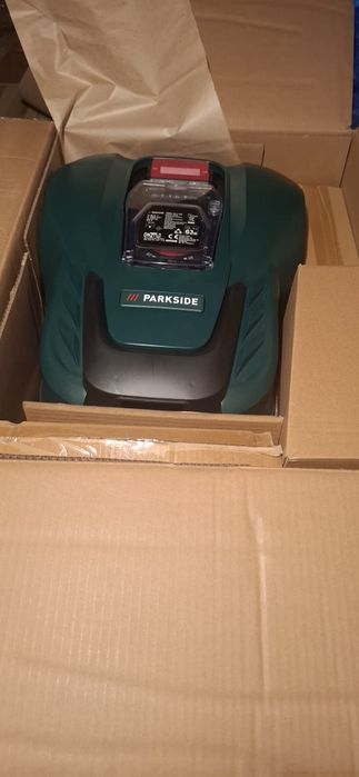 Robot de tuns gazonul + acumulator Parkside noi nefolosite