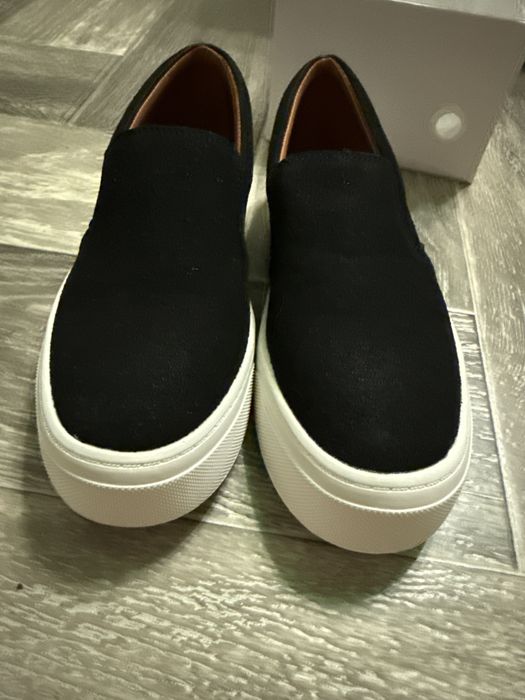 Продам обувь осеннюю