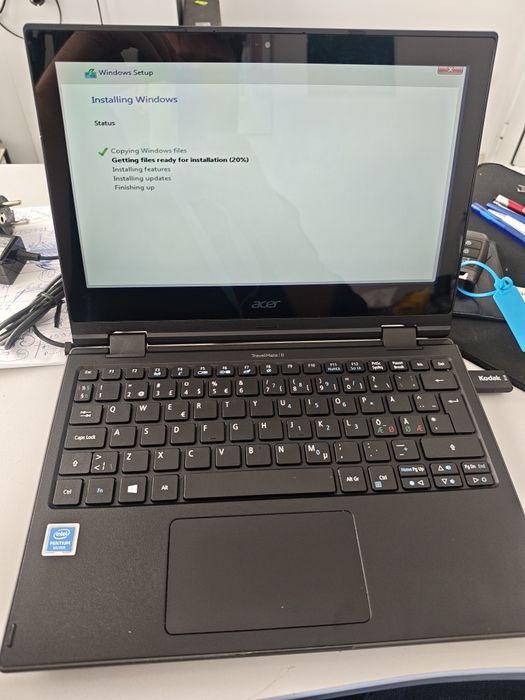 Acer Travelmate Spin B118 touchscreen 11'