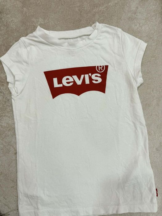 Тениски на Levis- 4г