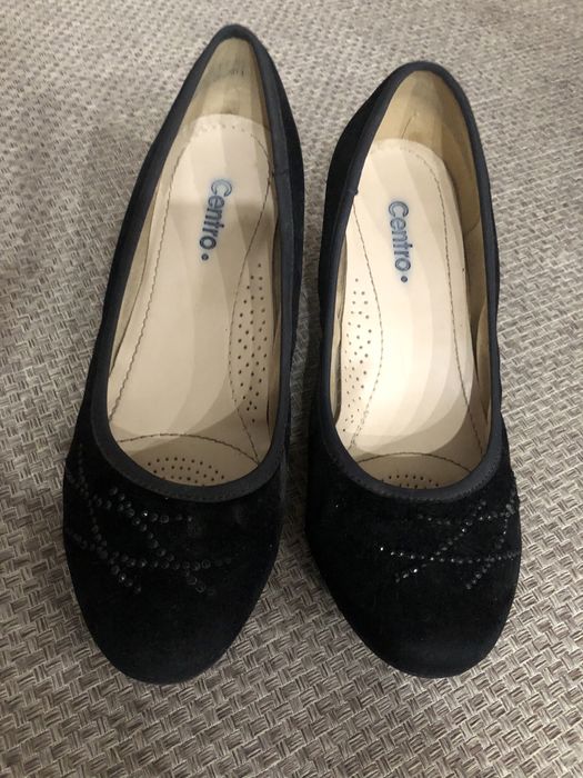 Сапоги ,туфли,, все в хорлшем состоянии