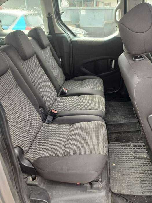 Dezmembrez Renault Laguna, Fiat Bravo, Peugeot Partner
