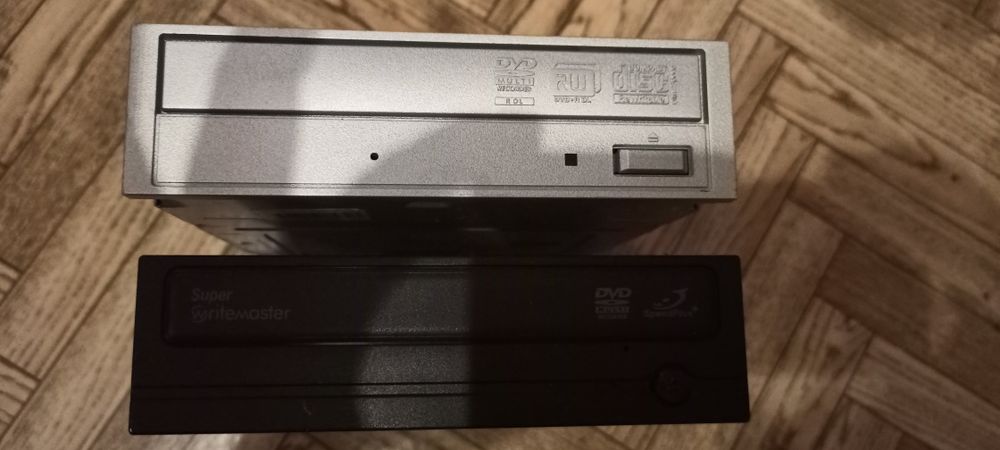 SD/DVD-ROM на разбор