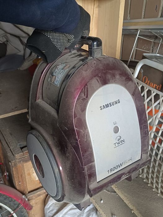 Пылесос  на запчасти