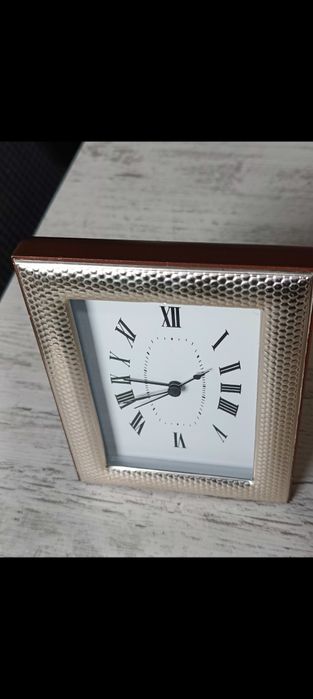 Ceas quartz de masă/șemineu cu ramă din argint,nu automatic-nou,cutie