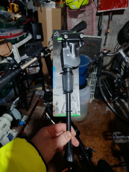 Регулируема по височина стойка за велосипед Likey, Универсална степенк