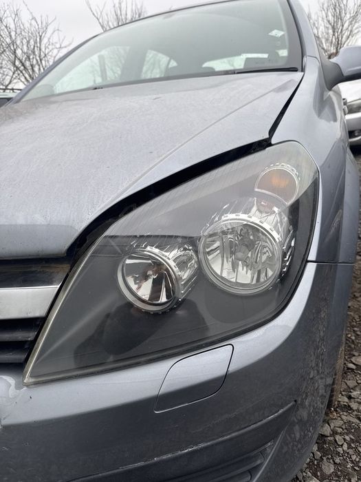 Фарове за Опел Астра Х