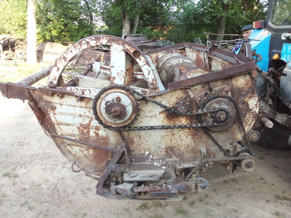 Камбайн кормоуборочный прицепной