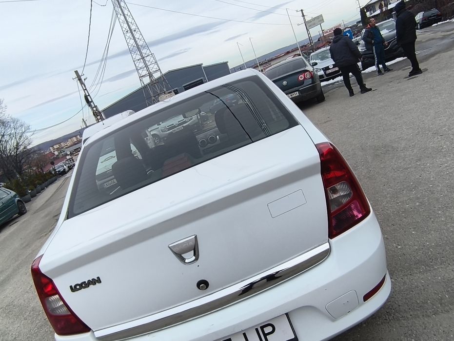 Logan Laureate 2011  AC GPL 16 valve