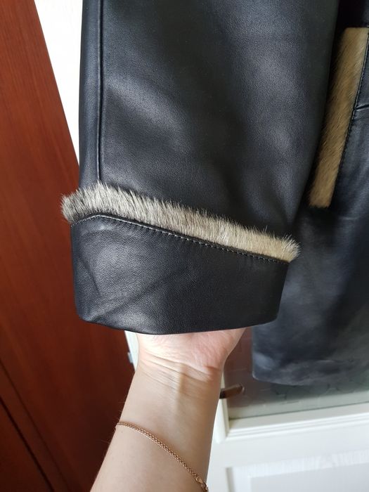 Женская кожаная куртка