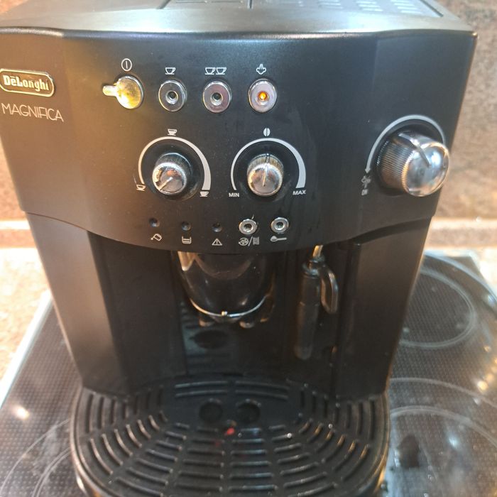Кафемашина DeLonghi Magnifica