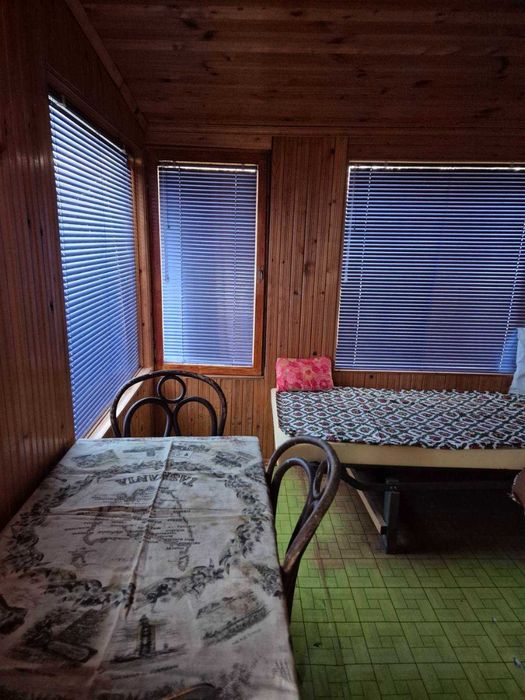 1858-Продава се едноетажна тухлена къща в село Черковна!