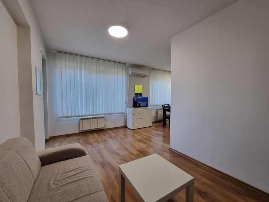 Дава се под наем Двустаен апартамент в София, Младост 1 - 60 кв.м за 510 € - Снимка #2