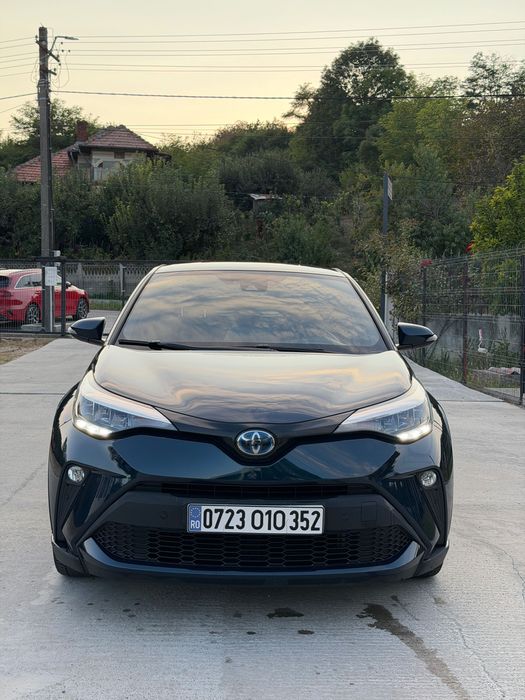 TOYOTA C-HR 2023 — imagine 3