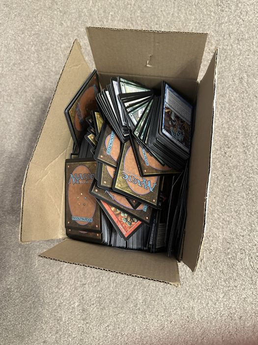 Cărți Magic: The Gathering la kilogram-140lei/kg aprox 50kg disponibil
