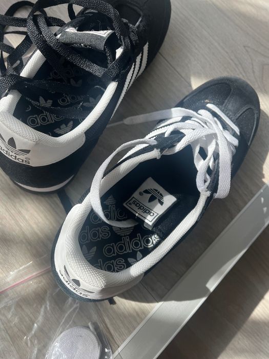 Adidași adidas dragon