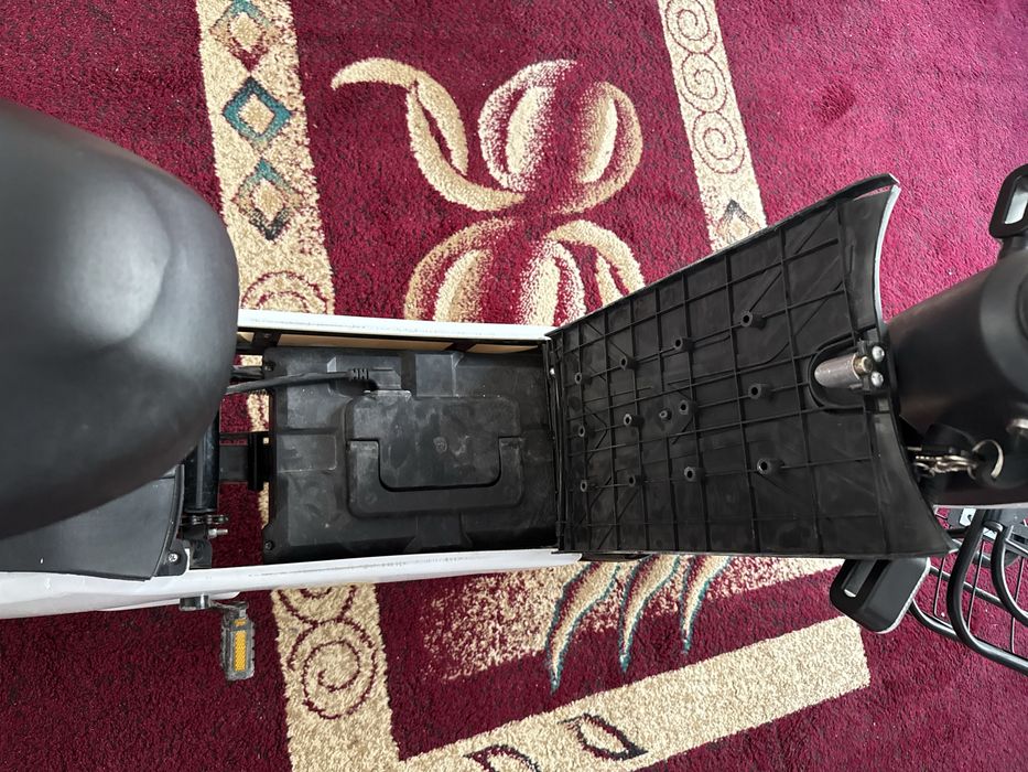 электроный скутер