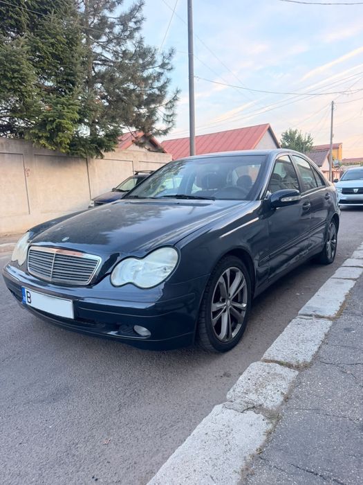 MERCEDES-BENZ CLA 2001 — imagine 2