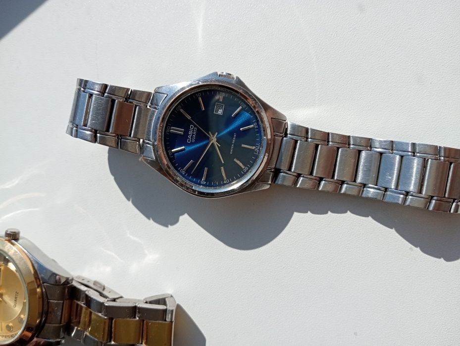 Продам часы для мужчинь