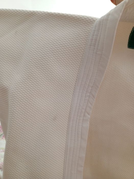 продам кимоно белого цвета