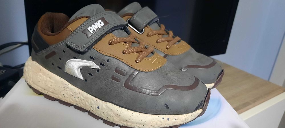 Маратонки-Primigi